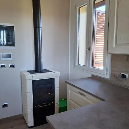 Διαμέρισμα Torre House Ampio Tra Lizzano E Vidiciatico Lizzano In Belvedere