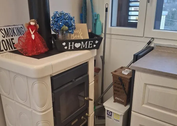 Torre House Ampio Tra Lizzano E Vidiciatico * 리자노인벨베데레